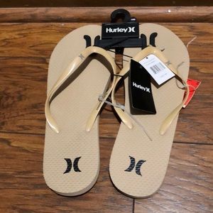 BRAND NEW WOMANS SANDALS SIZE 10! NWTS! SMOKE FREE HOME!